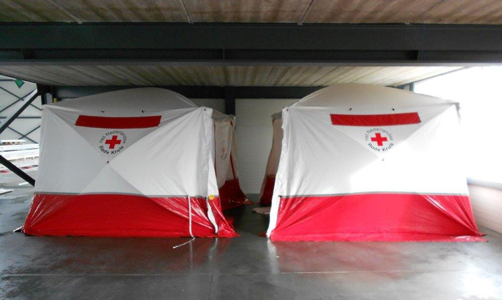 Plucon-workingtent-rode-kruis